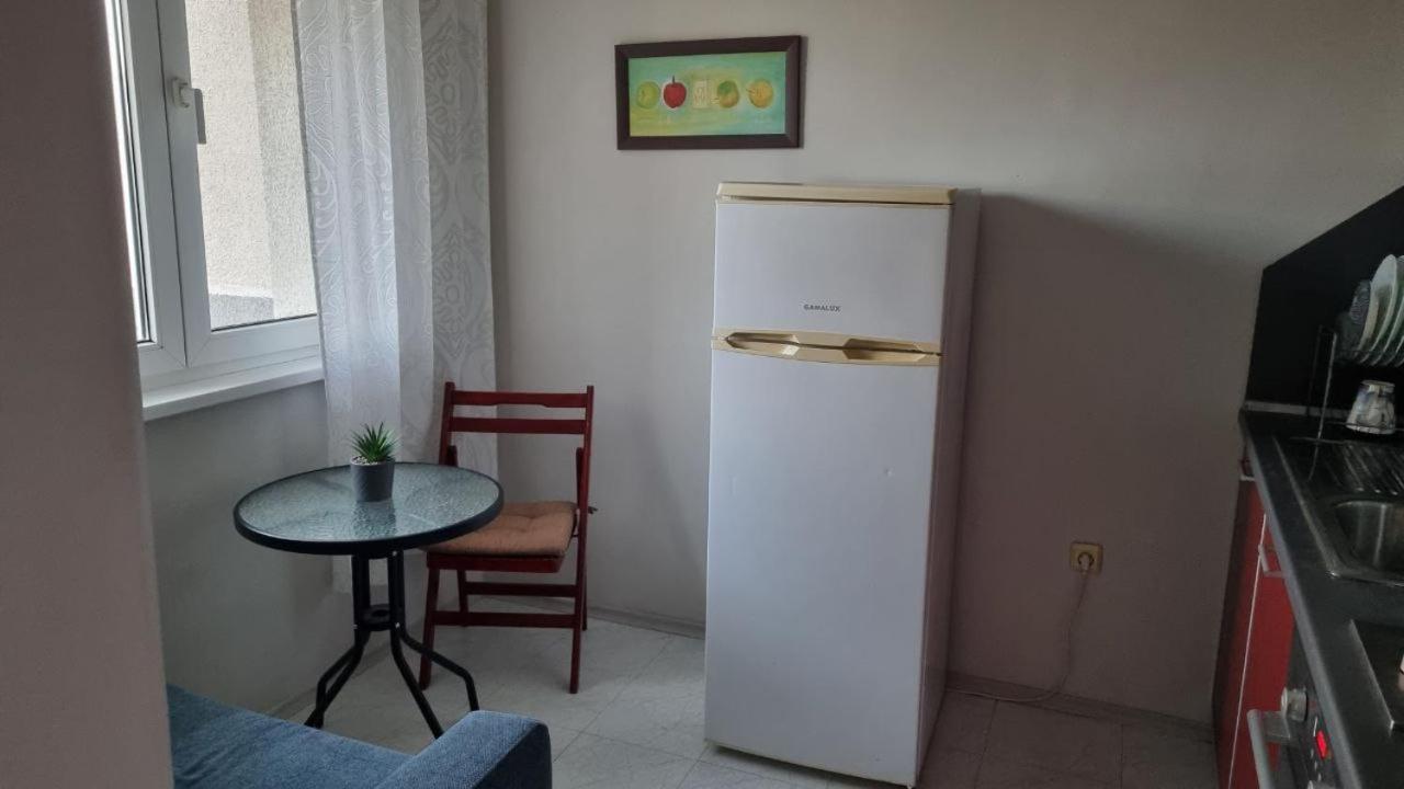 וארנה Apartment Violet מראה חיצוני תמונה